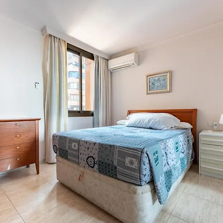 Palmeras Marina View Apartment *